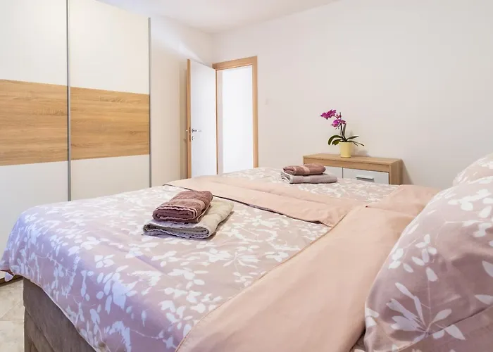 Jolly Porec: Blizu Centra I Mora Apartmán